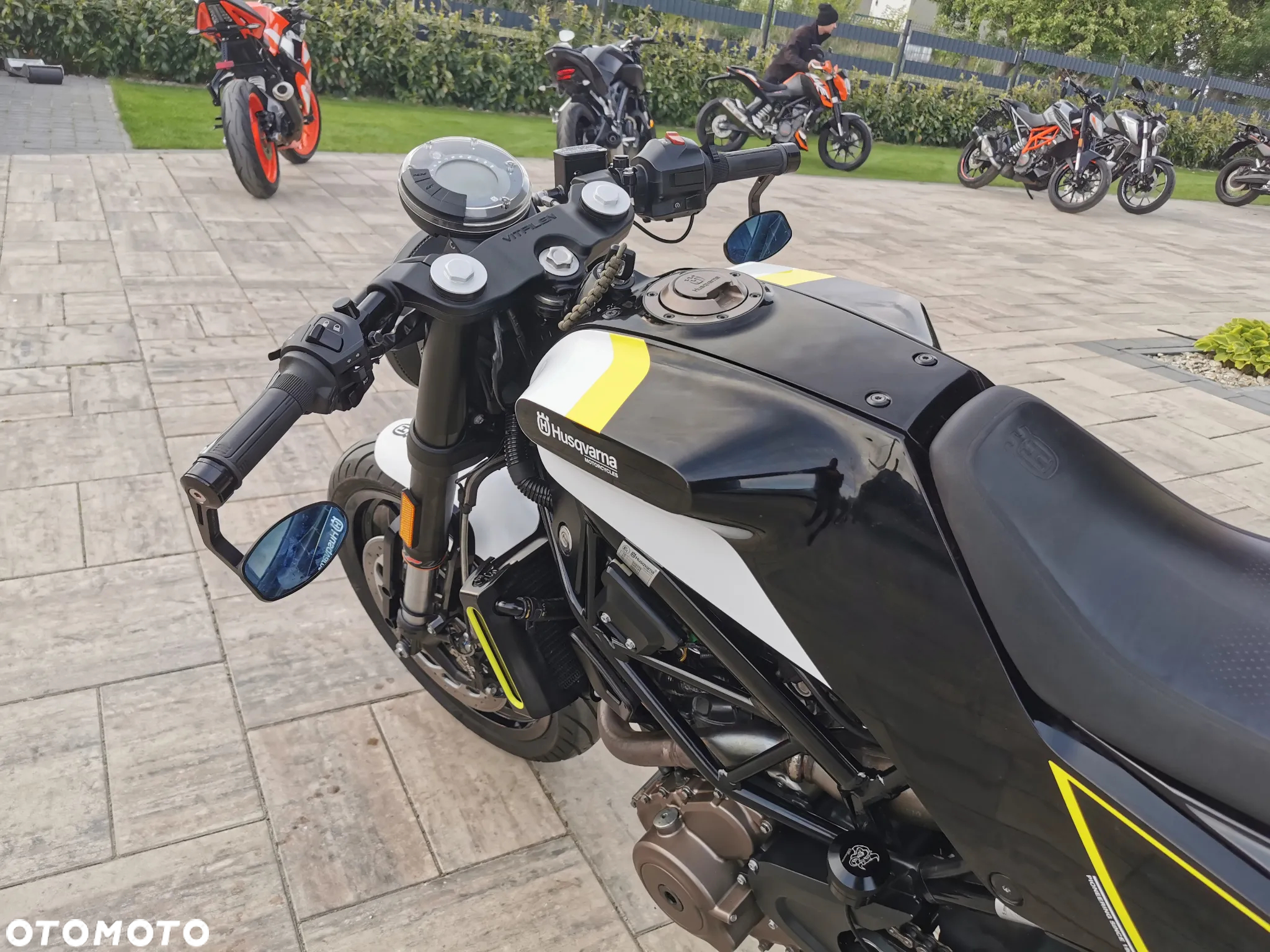 Husqvarna Vitpilen - 9