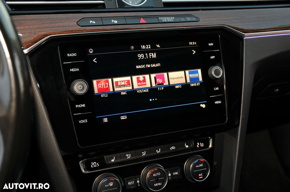 Volkswagen Passat - 17