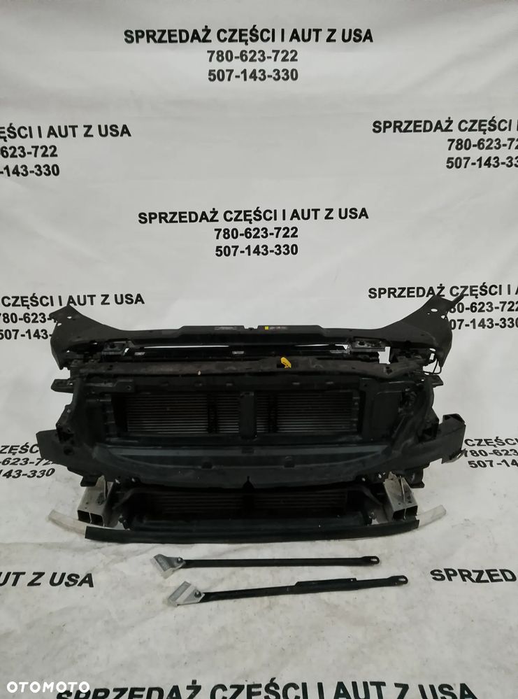 Pas przedni Chłodnice wentylator Belka Volvo S60 III T5 USA