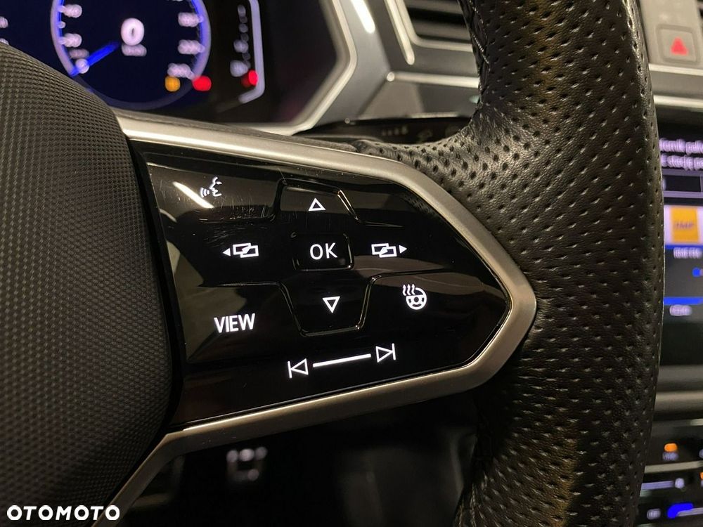 Volkswagen Tiguan - 23