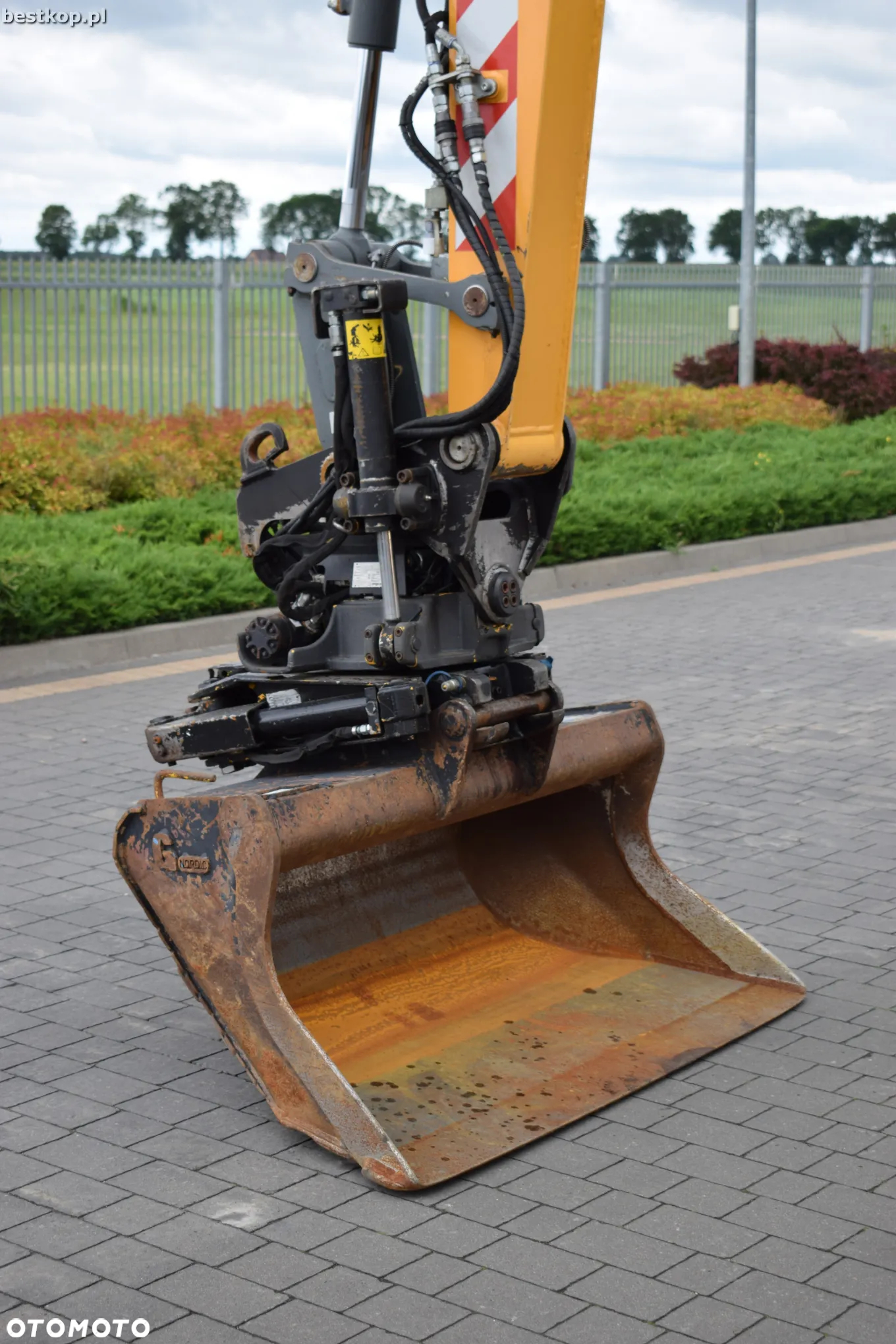 Liebherr A910 Compact Litronic - 16