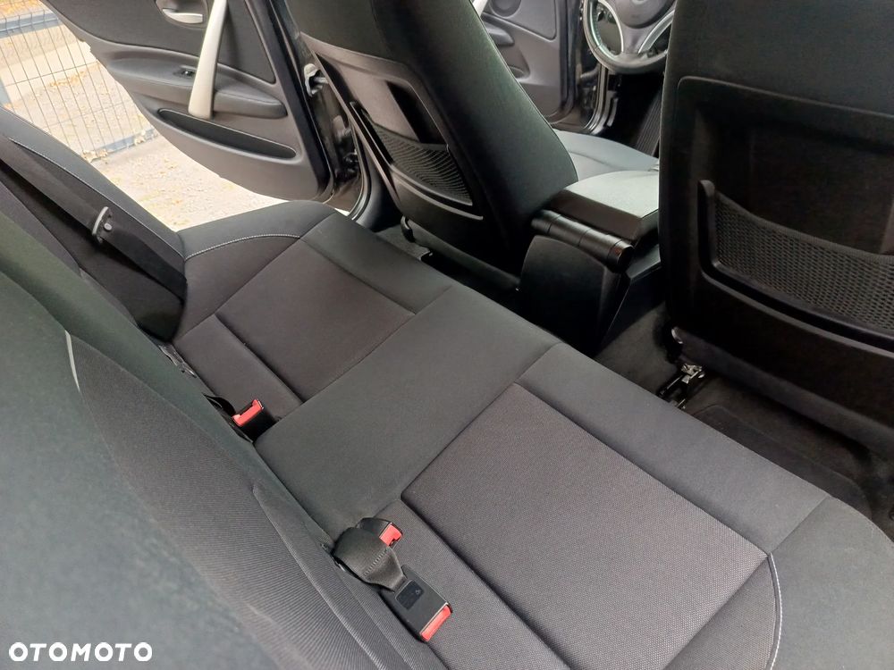 BMW Seria 1 118i - 31