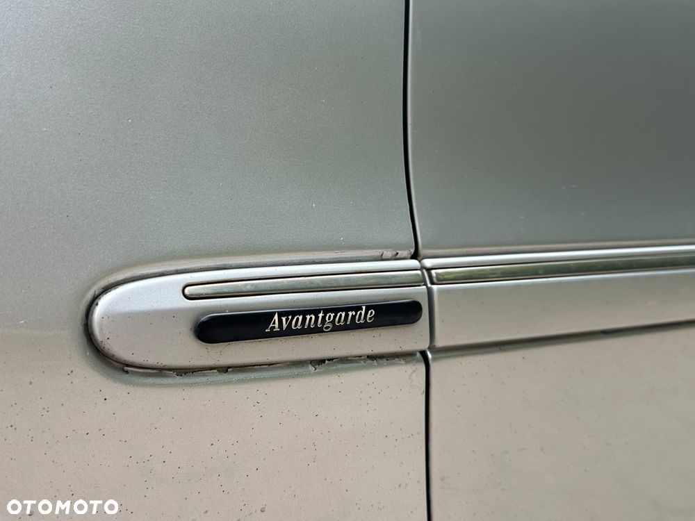 Mercedes-Benz Klasa E 320 CDI Avantgarde - 25