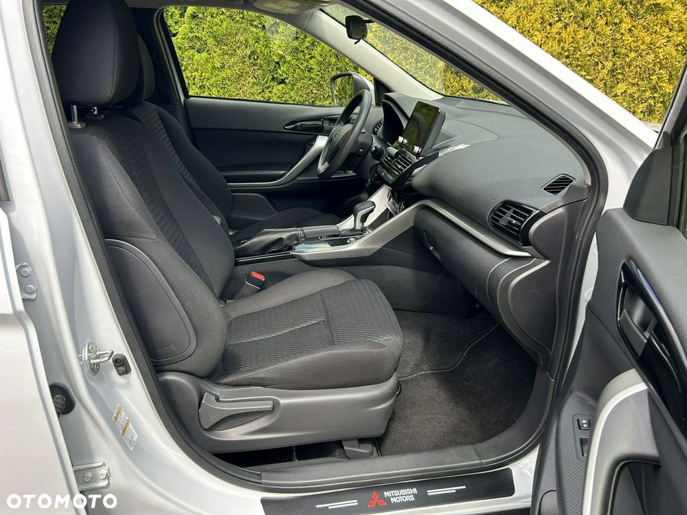 Mitsubishi Eclipse Cross - 8