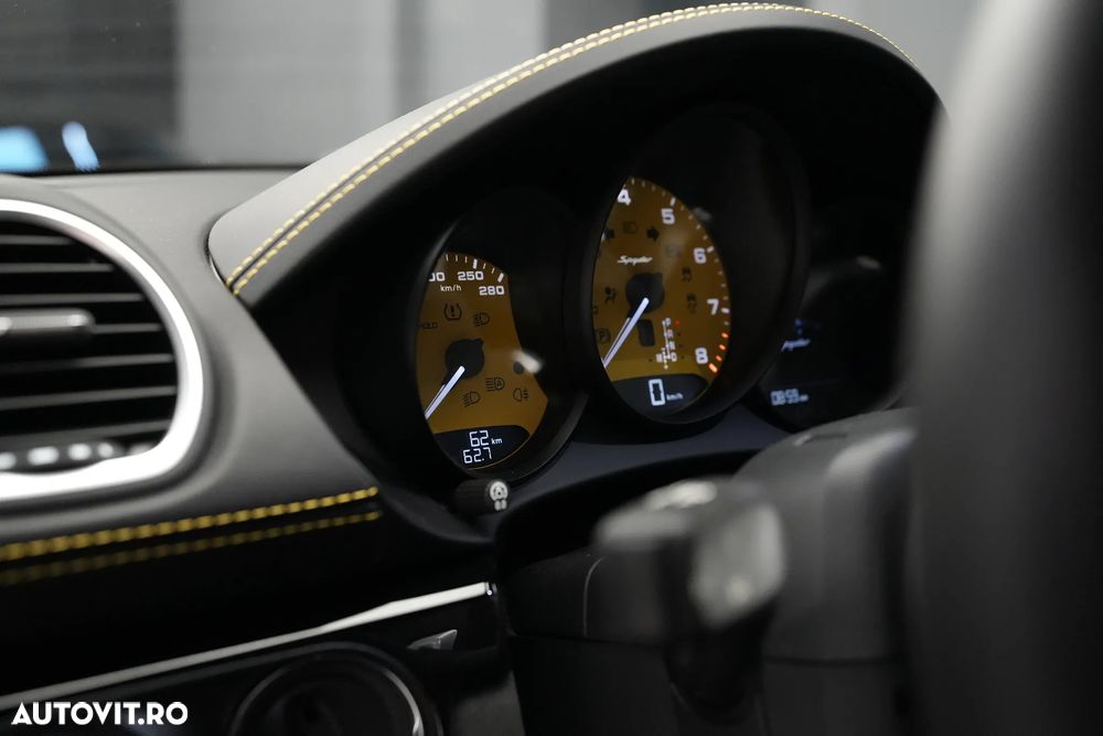 Porsche Boxster 718 PDK - 11