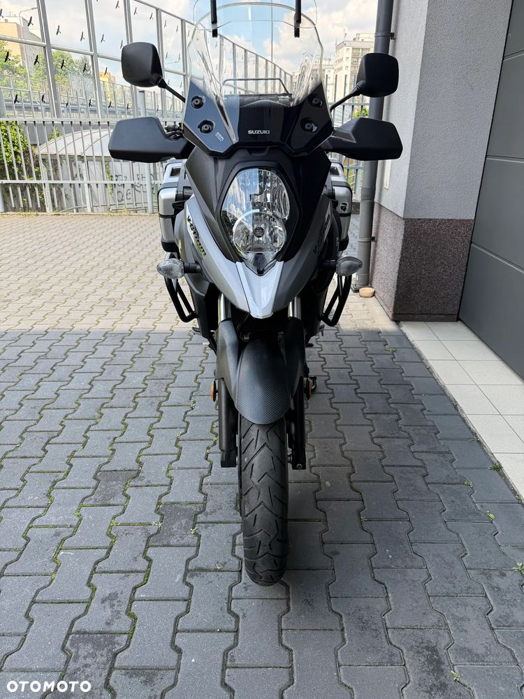 Suzuki V-STROM - 16