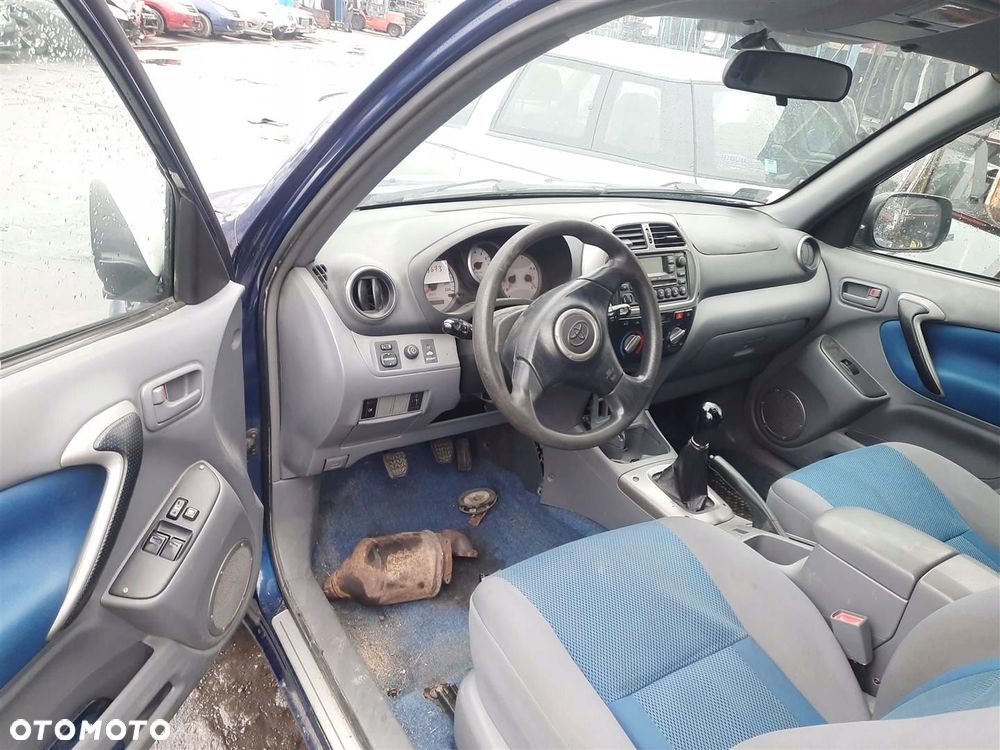 Toyota RAV4 II 1,8 VVTi BENZYNA 2000-2005 3 DRZWI LAK: 8M6 CZĘŚCI - 5