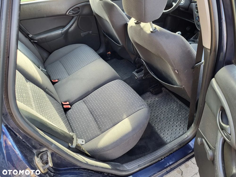 Ford Focus 1.6 Comfort - 14