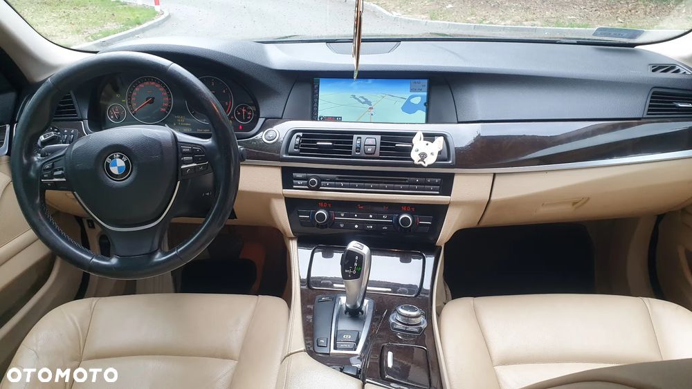 BMW Seria 5 530d - 29