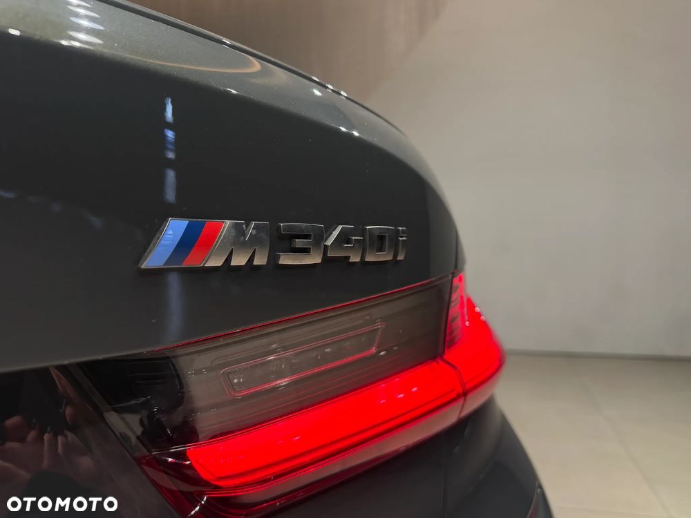 BMW Seria 3 M340i xDrive sport - 17