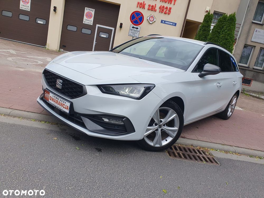 Seat Leon Sportstourer 1.5 eTSI OPF DSG FR - 32