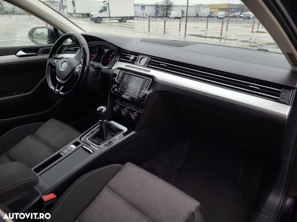 Volkswagen Passat 2.0 TDI Comfortline - 4