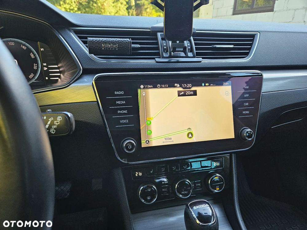 Skoda Superb 2.0 TSI Ambition DSG - 14