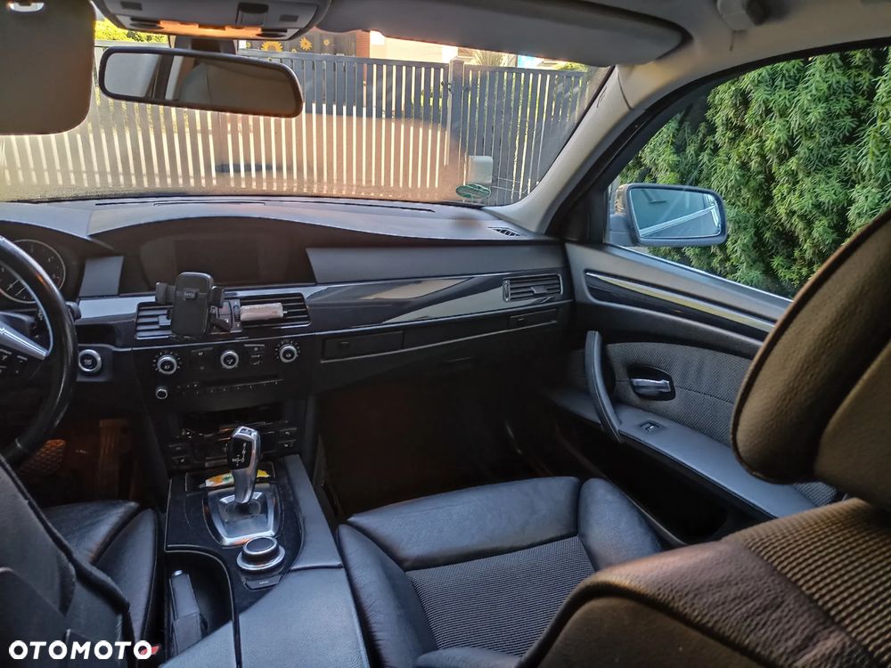 BMW Seria 5 520d - 10
