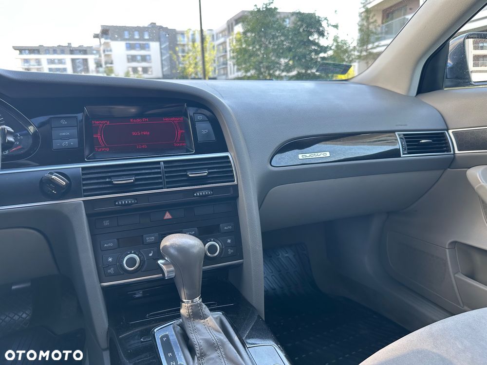 Audi A6 Avant 2.7 TDI DPF quattro tiptronic - 12