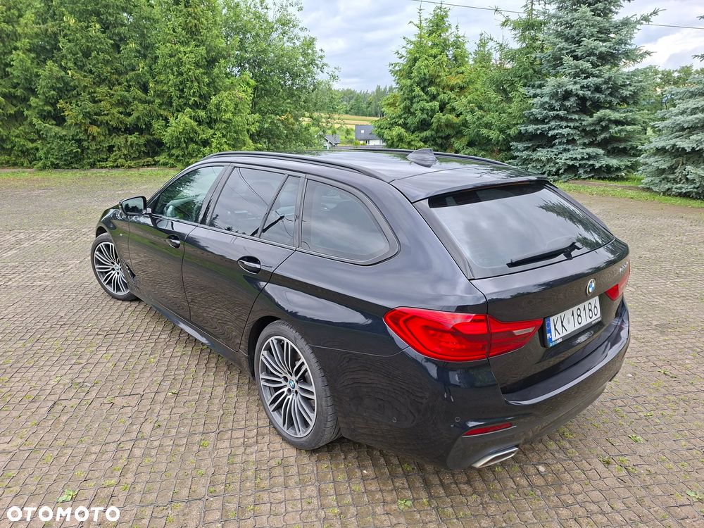 BMW Seria 5 520d M Sport - 12