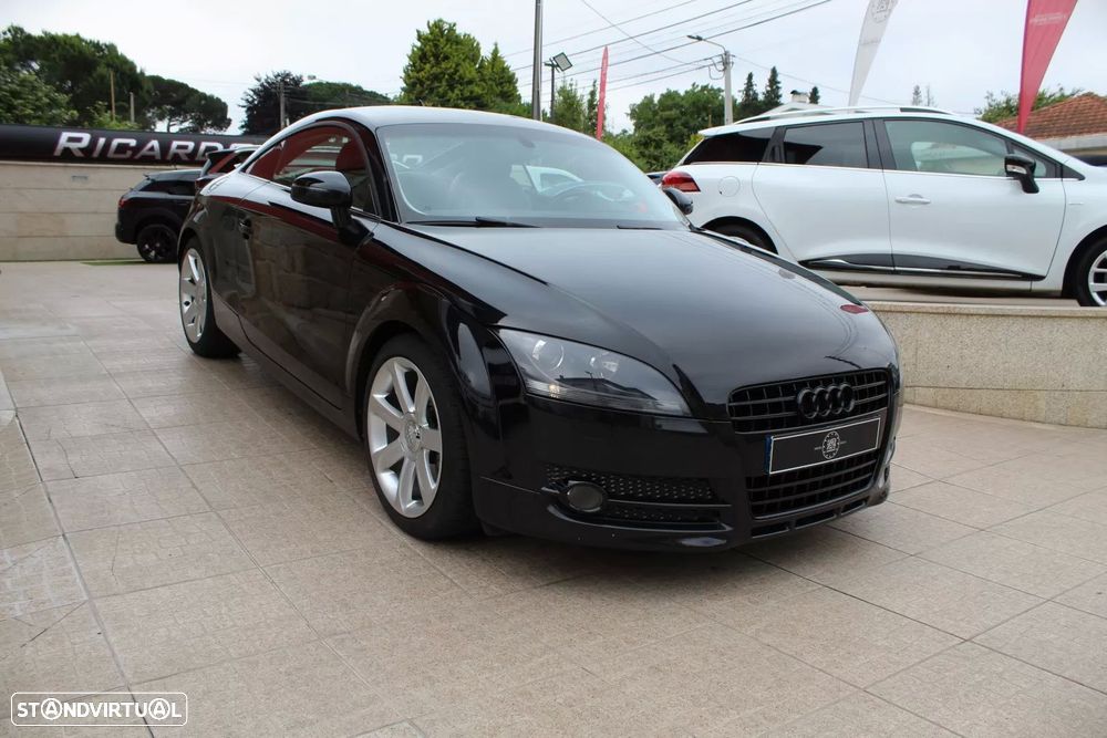 Audi TT Coupé 2.0 TDI quattro S-line — fotografia 3