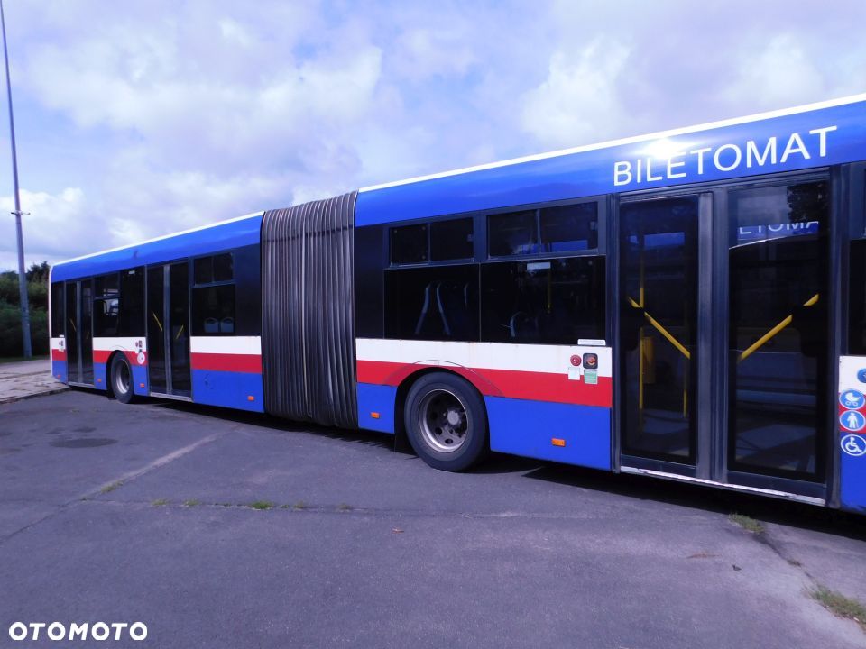 Solaris URBINO 18 - 15