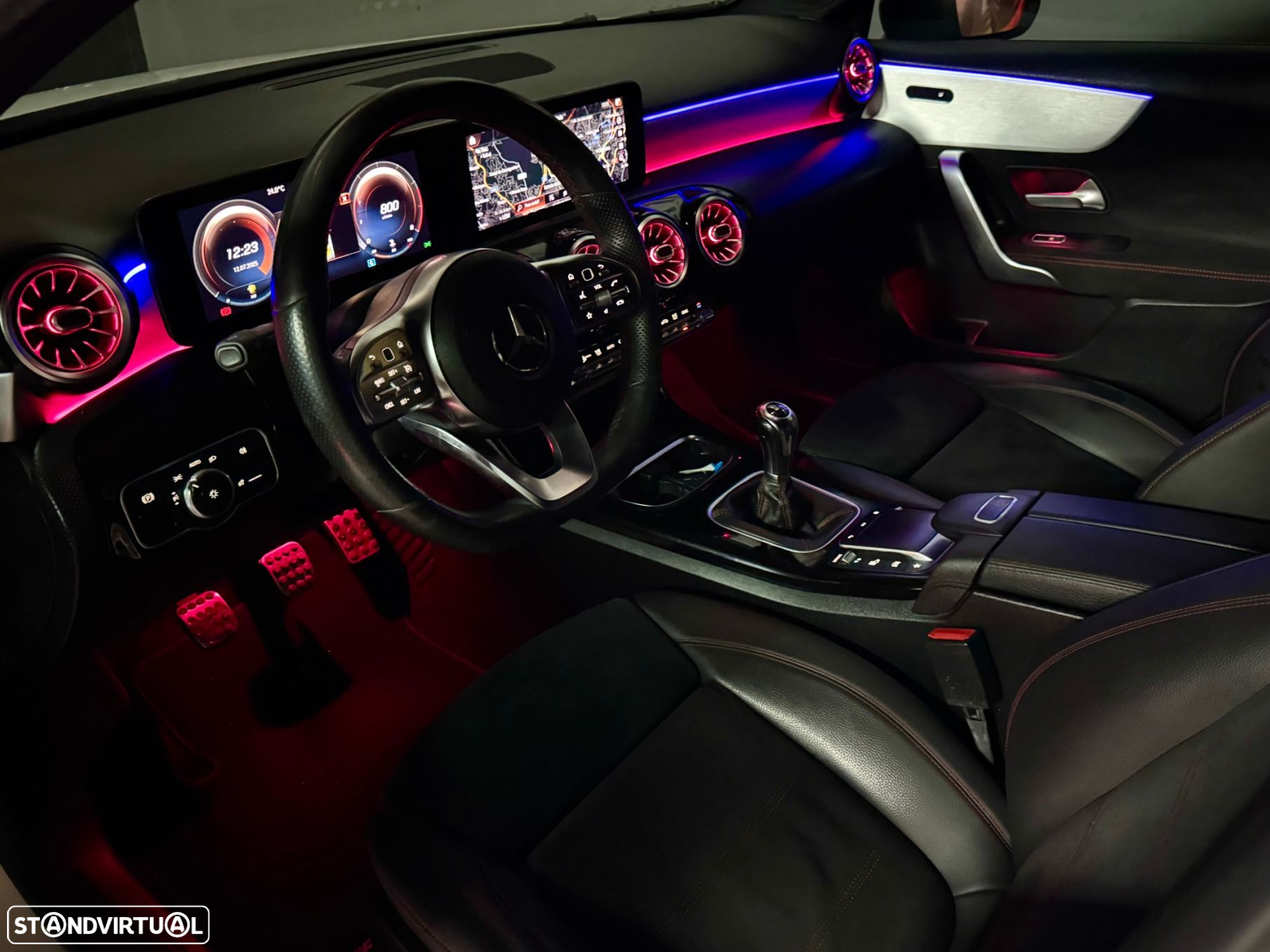 Mercedes-Benz A 160 AMG Line - 21
