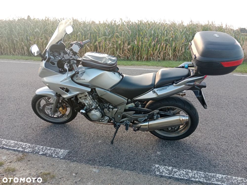 Honda CBF - 4