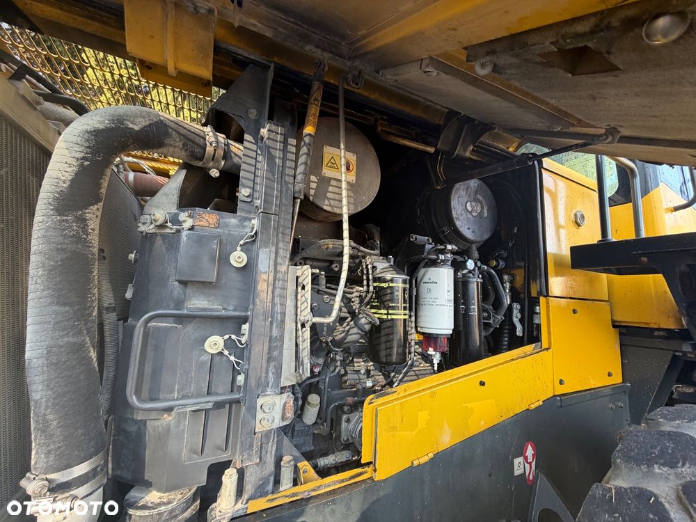 Komatsu WA470LC-6 - 13