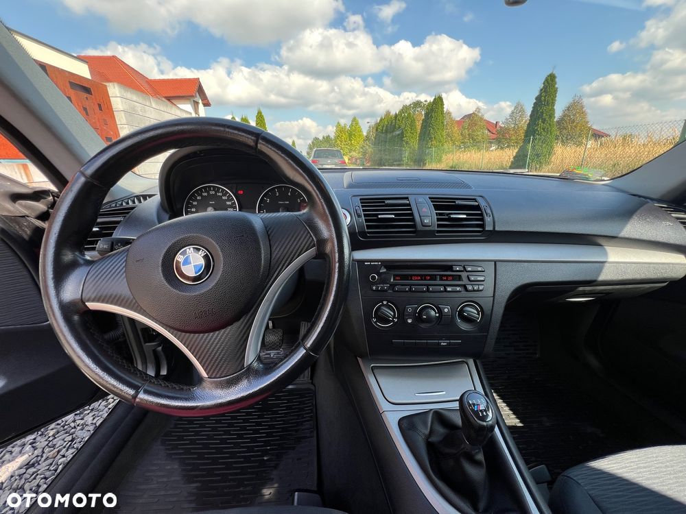 BMW Seria 1 118i - 9
