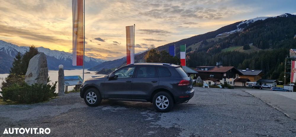 Volkswagen Touareg - 11