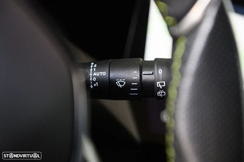Peugeot 308 1.6 Hybrid GT e-EAT8 - 48