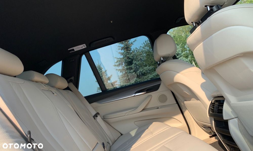 BMW X5 M M50d - 15
