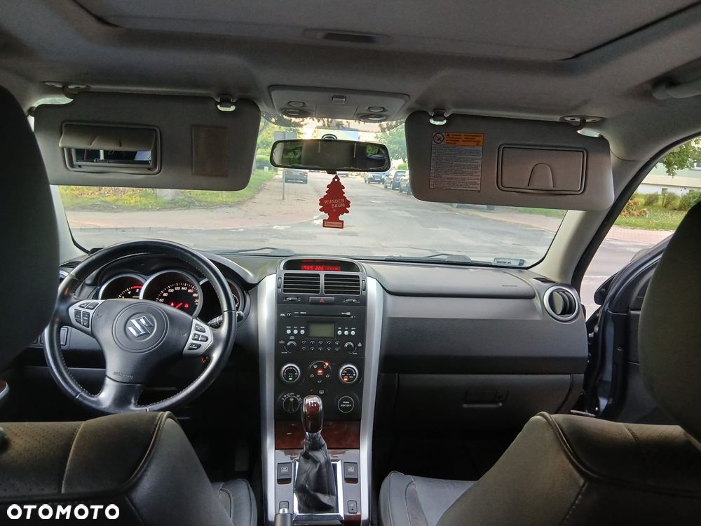 Suzuki Grand Vitara 1.9 DDiS De Luxe - 21