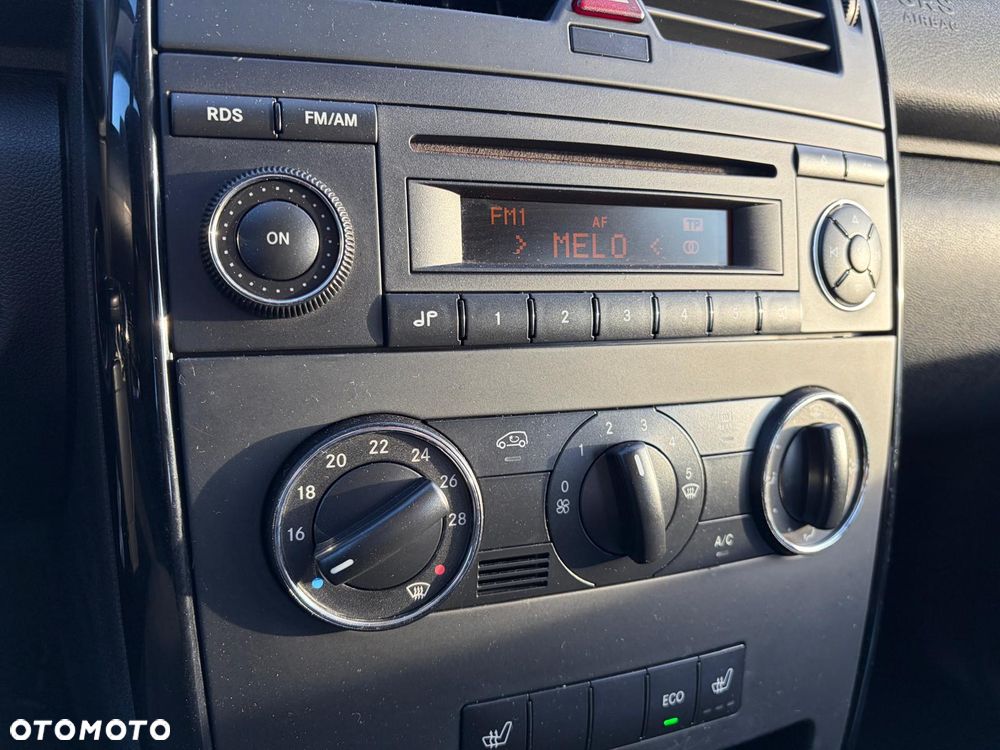 Mercedes-Benz Klasa A 160 BlueEFFICIENCY Avantgarde - 16