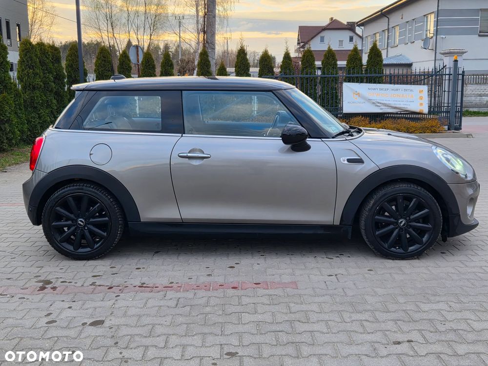 MINI Cooper Seven Chili - 31