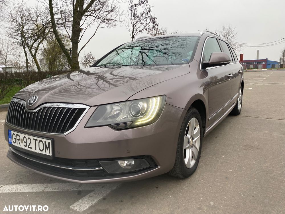 Skoda Superb 2.0 TDI DSG Elegance - 12
