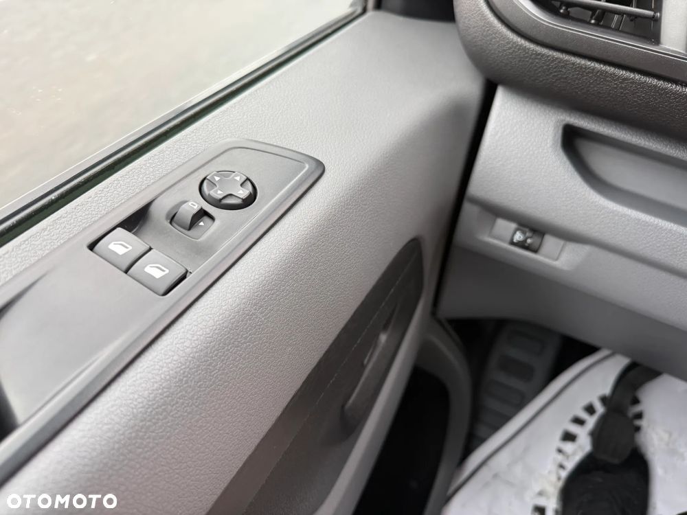 Opel Vivaro Kombi Extra Long 2,8t Enjoy - 35