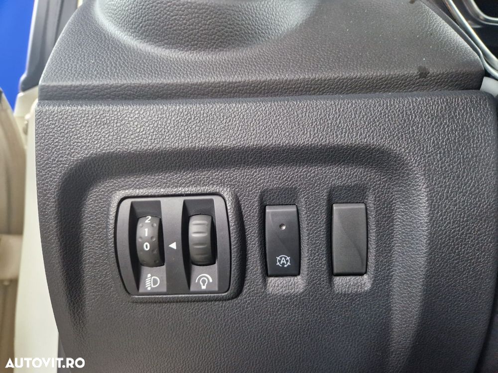 Renault Captur - 18