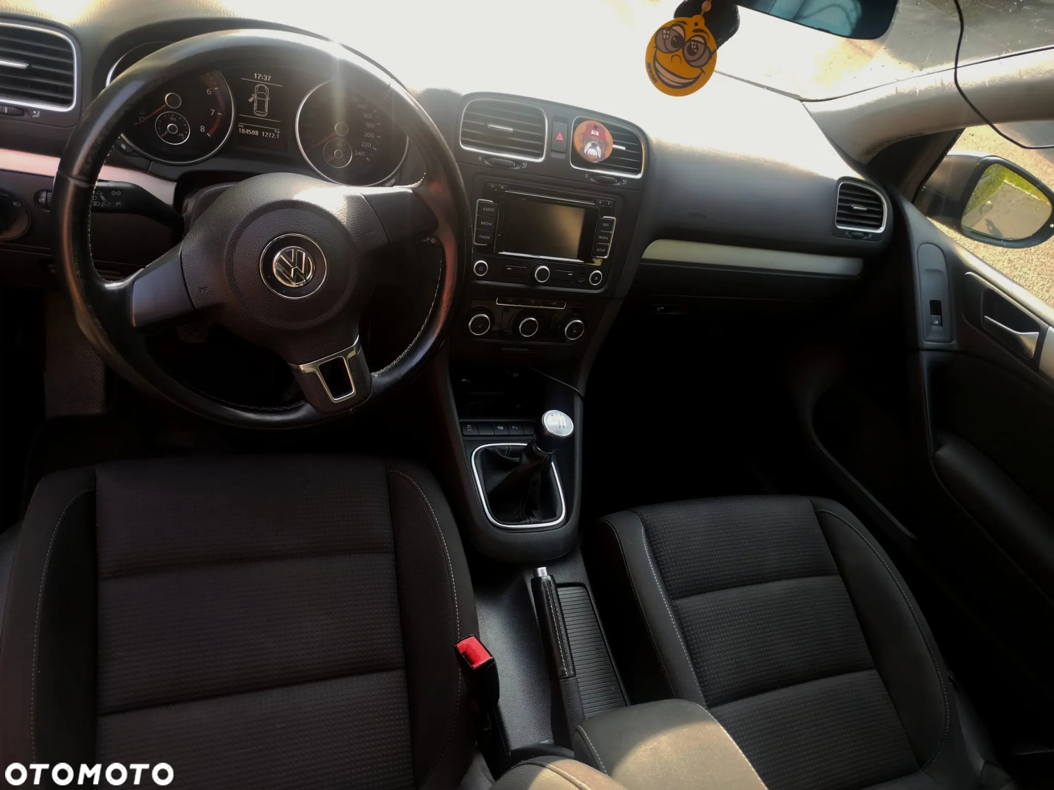 Volkswagen Golf - 15