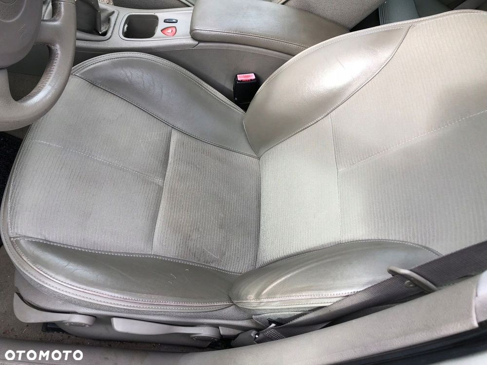 RENAULT LAGUNA II 2 fotel fotele kierowcy pasażera półskóry beżowe - 2