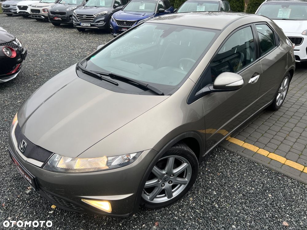Honda Civic 1.8 Comfort - 24