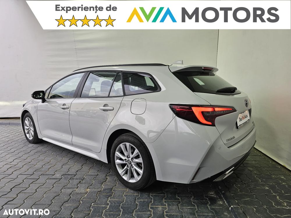 Toyota Corolla 1.8 HSD Business - 4