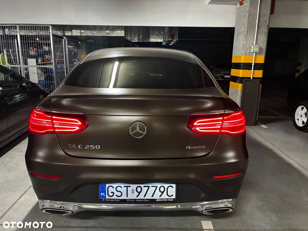 Mercedes-Benz GLC - 15