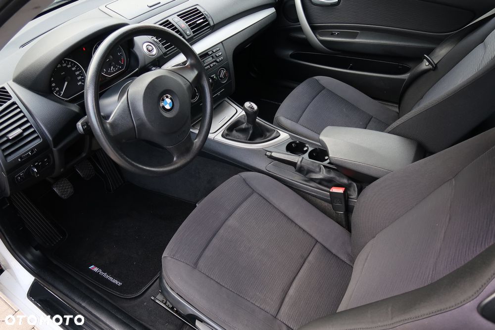 BMW Seria 1 - 16