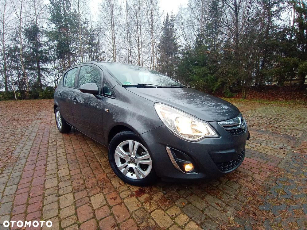 Opel Corsa 1.2 16V Cosmo - 20