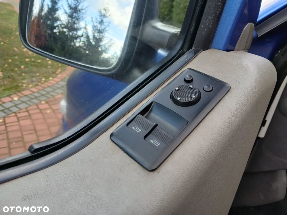 Volkswagen TRANSPORTER - 13