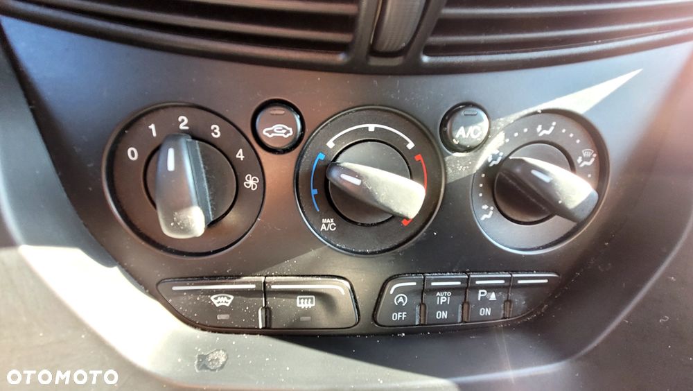 Ford C-MAX - 24