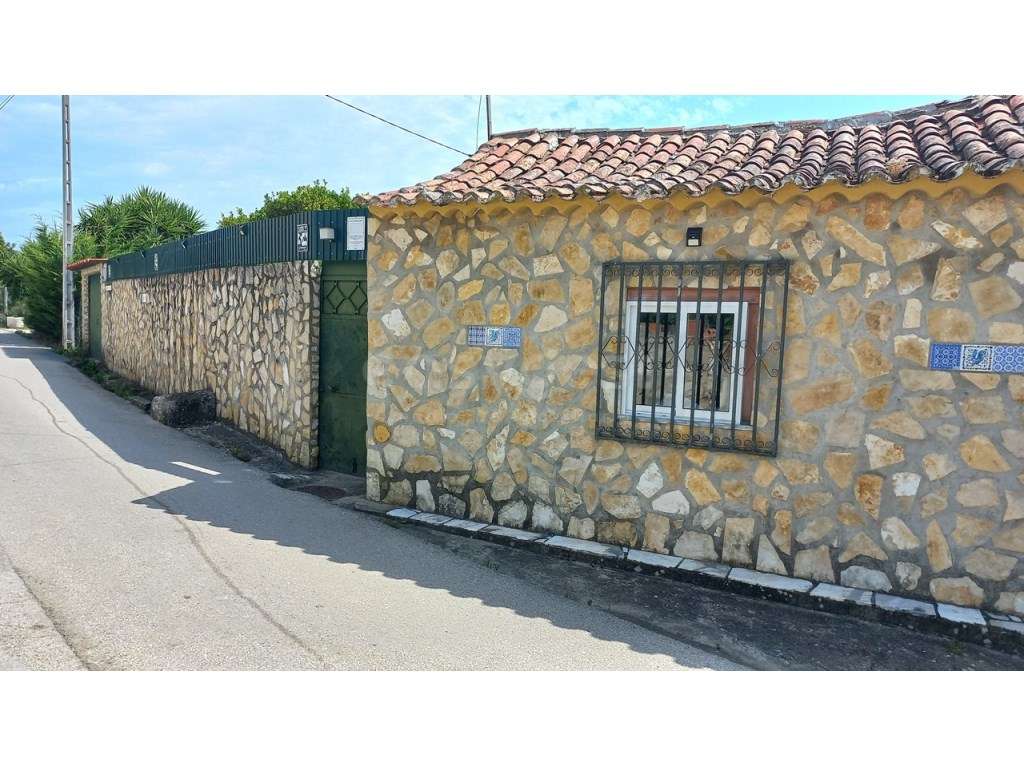 Moradia T2, com garagem, logradouro em Póvoa de Santarém. - Grande imagem: 3/19