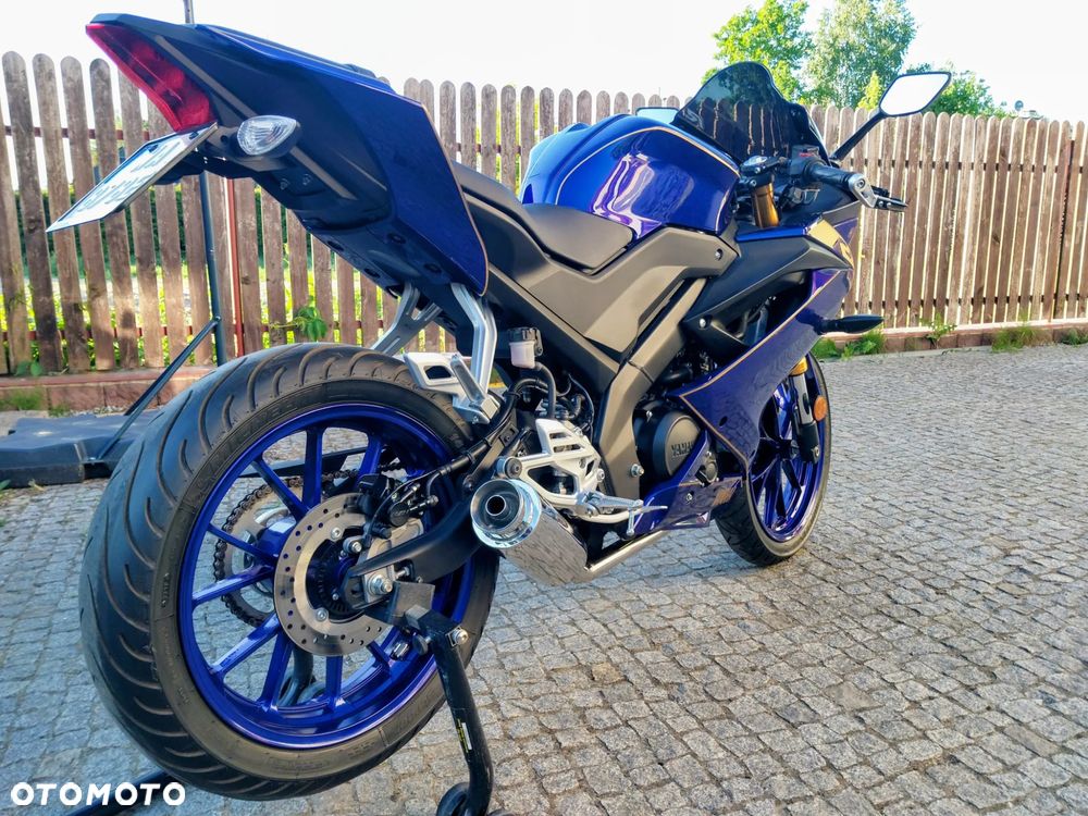 Yamaha YZF - 9