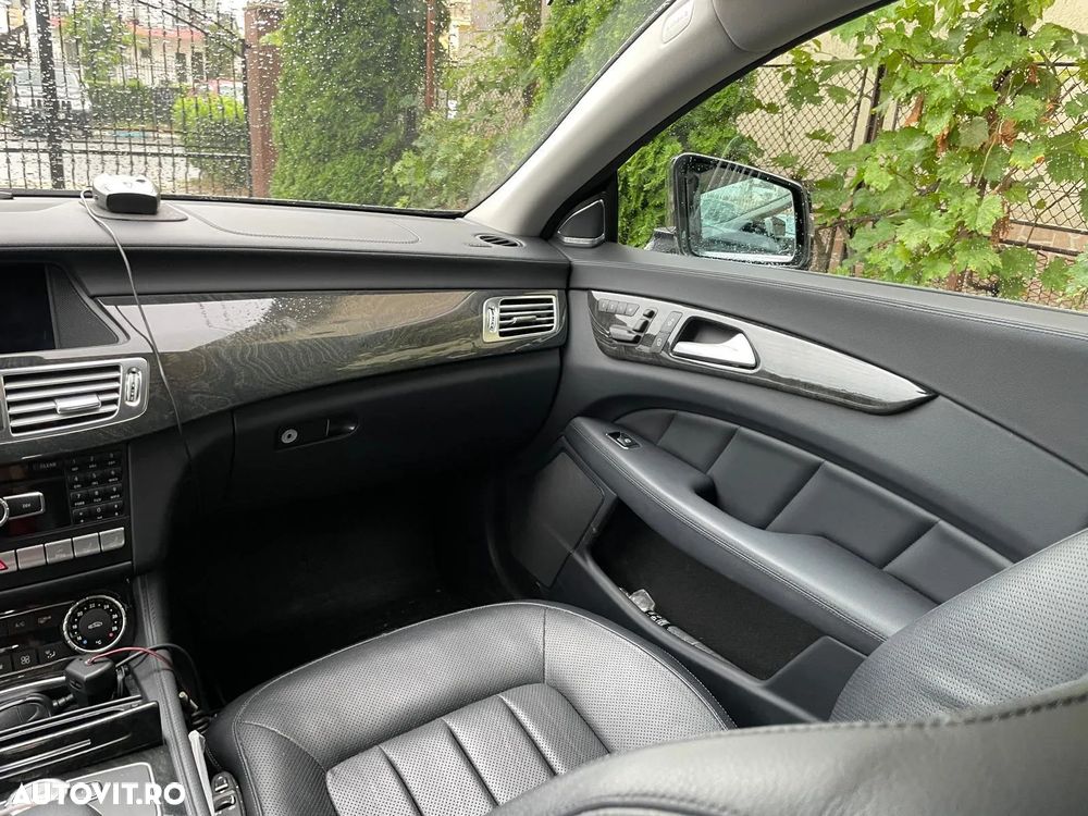 Mercedes-Benz CLS 350 CDI 4Matic 7G-TRONIC - 17