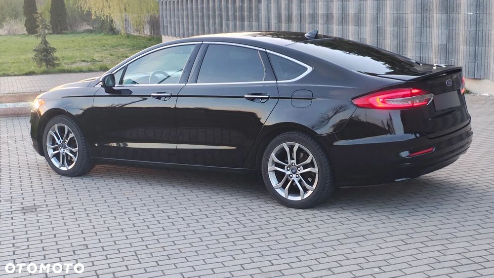 Ford Mondeo 2.0 Hybrid Trend - 4