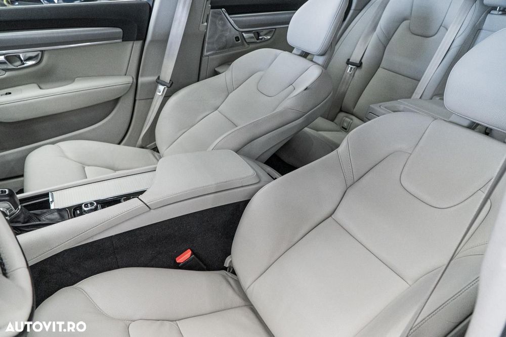 Volvo V90 D3 Geartronic Momentum Pro - 18