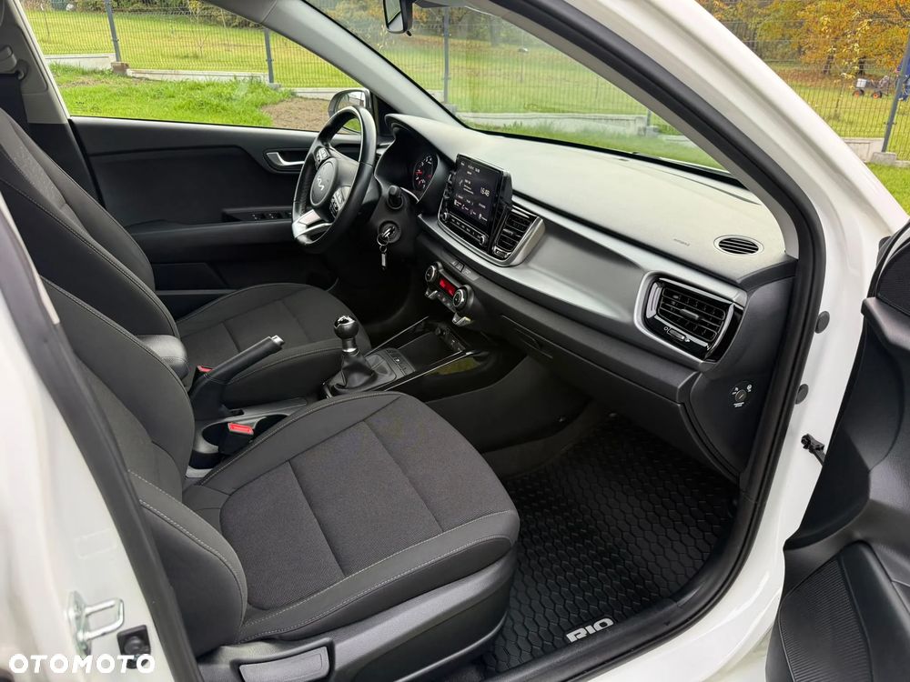 Kia Rio 1.2 M - 9